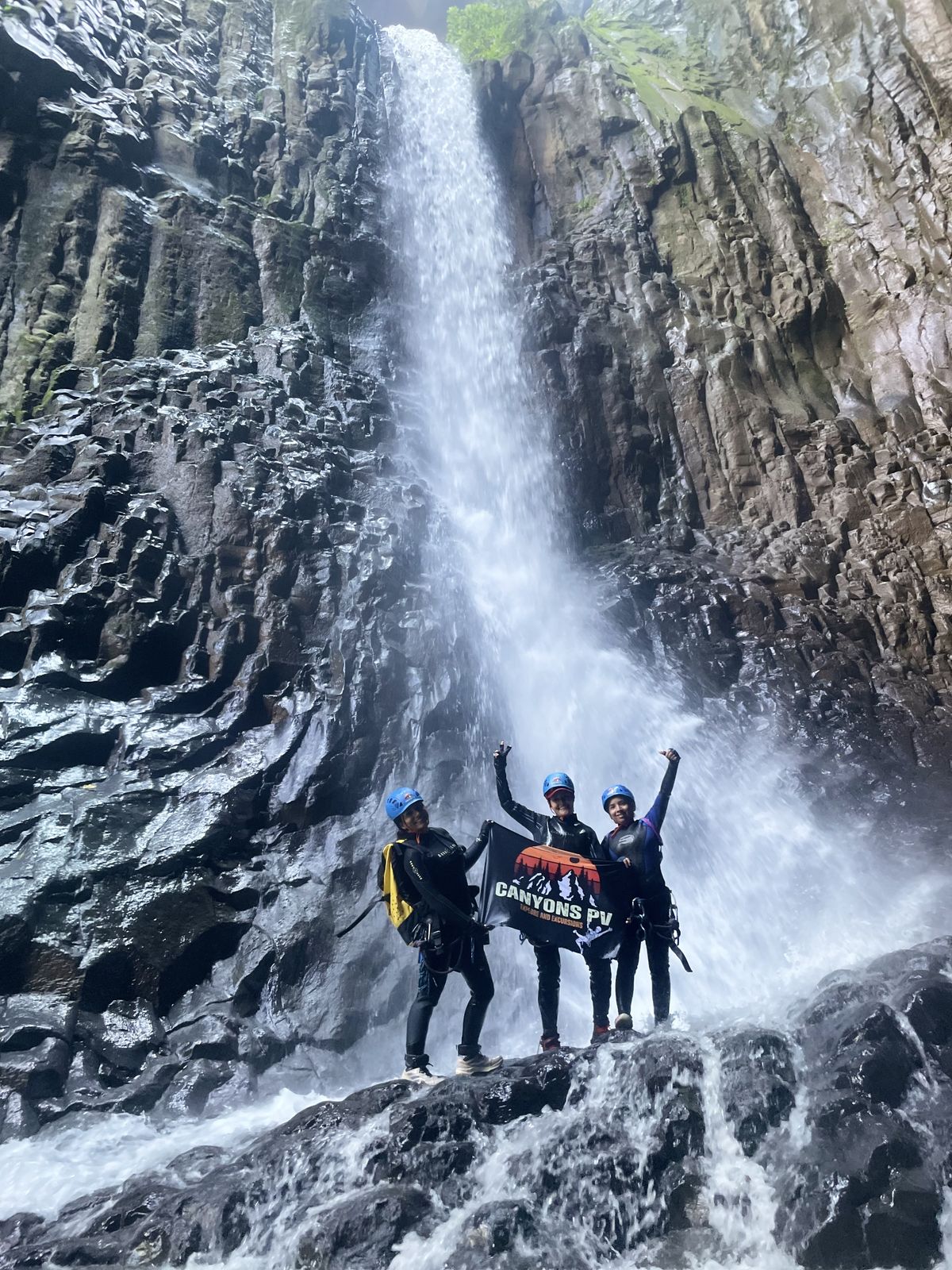 Canyoning and rappelling in La Hermita, Puerto Vallarta (photo 4)