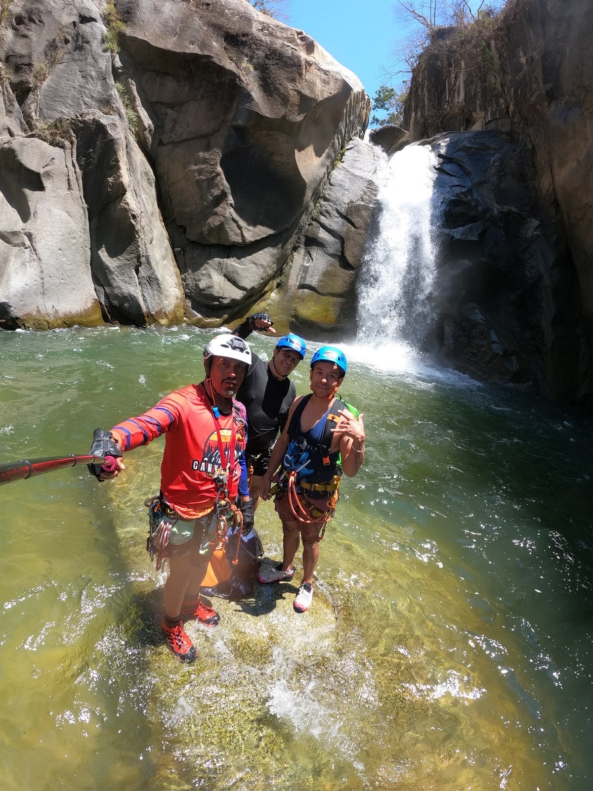 Canyoning and rappelling in Pilotas, near Puerto Vallarta