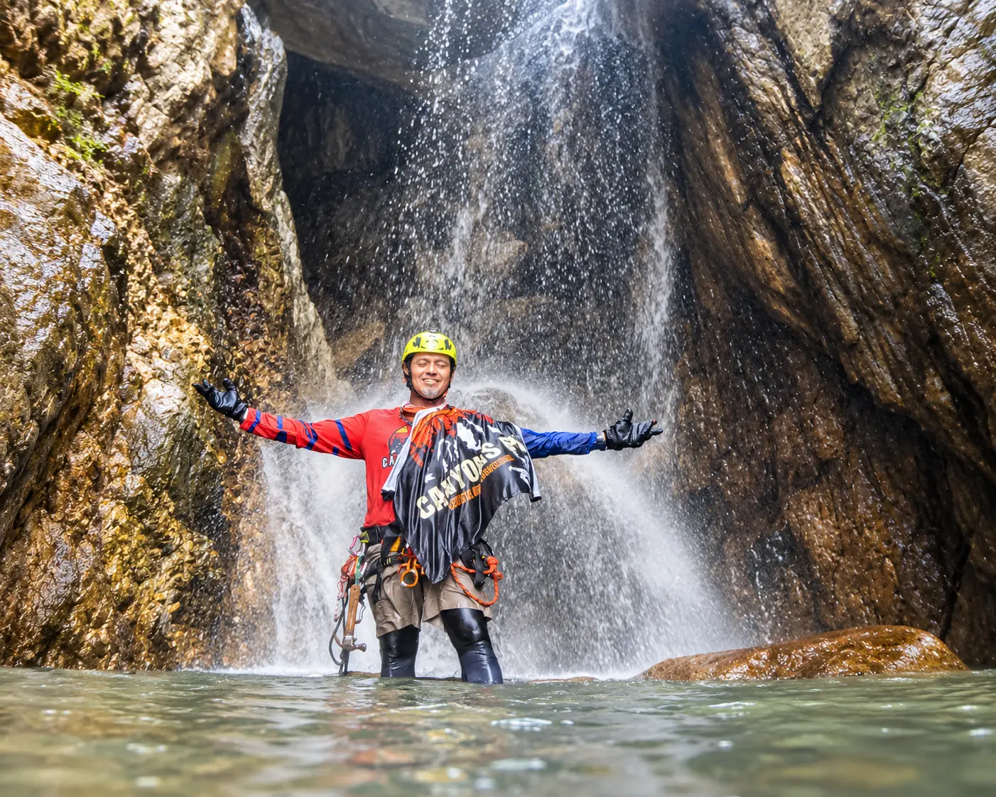 Canyoning and rappelling in Quimixto, near Puerto Vallarta