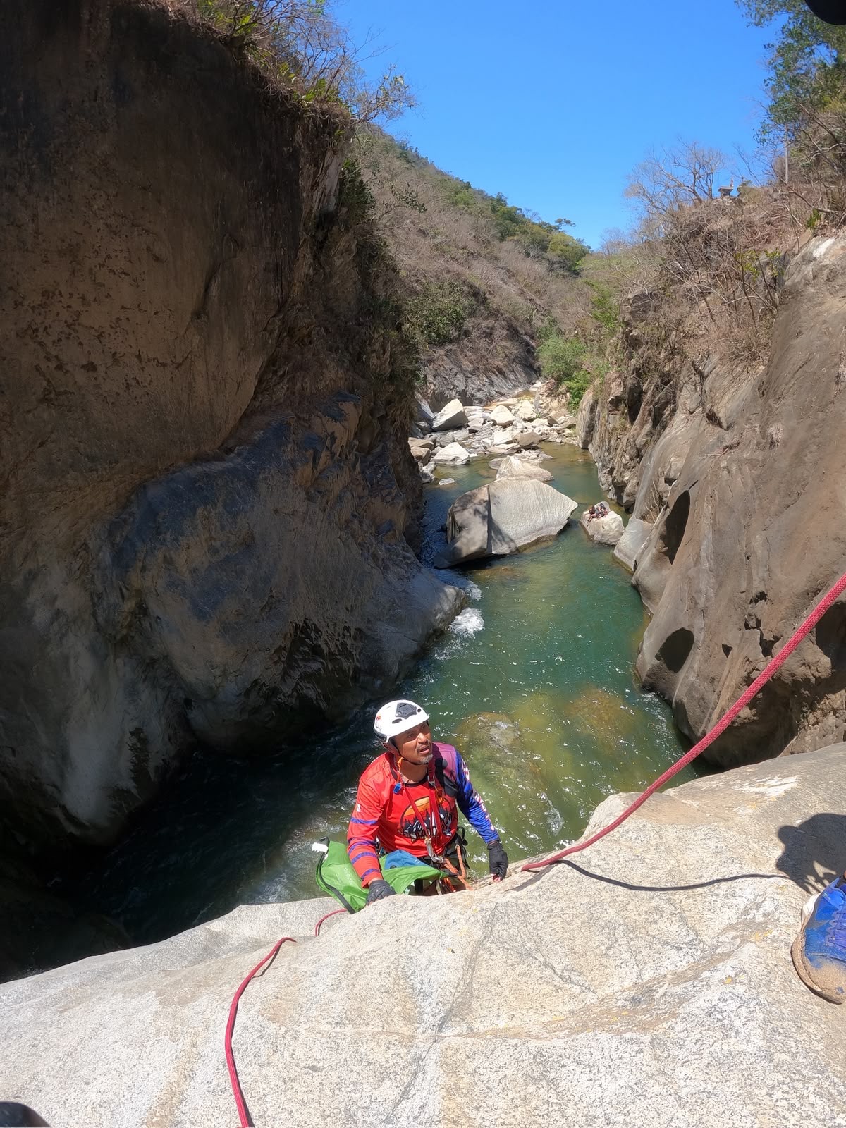 Canyoning and rappelling in Pilotas, Puerto Vallarta (photo 5)